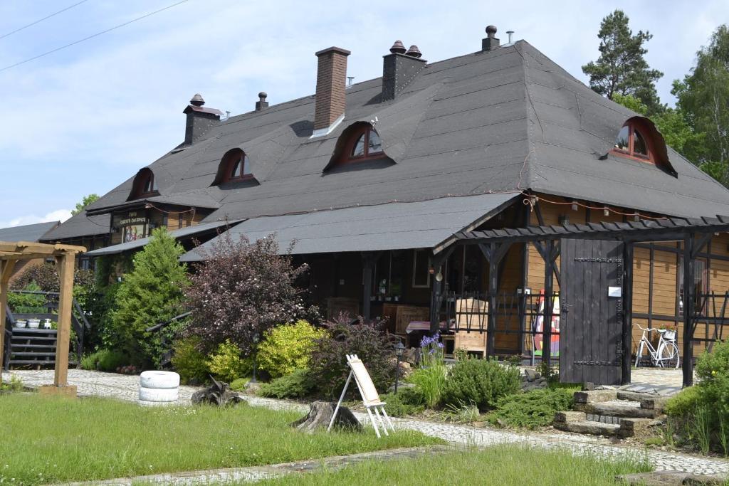 Chata Starych Znajomych Sanok Exterior photo